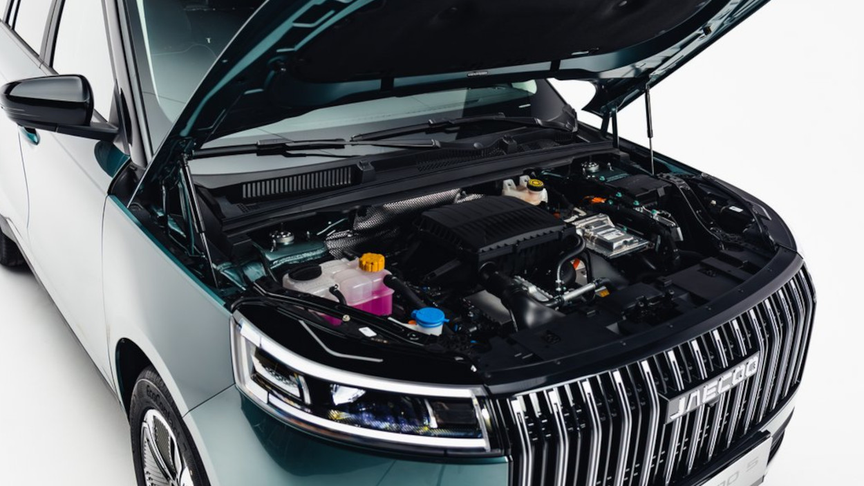 JAECOO 5 Hybrid — zdjęcie modelu, salon OMODA JAECOO Plichta